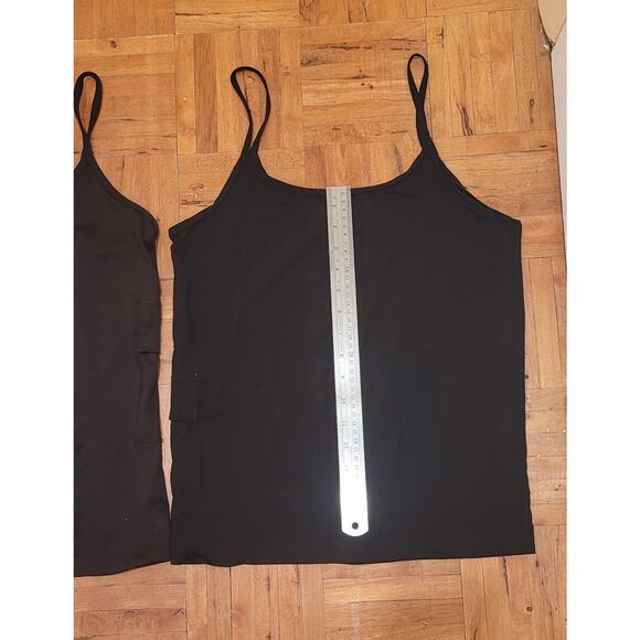 Lot of 2 Revel black tank tops Size LARGE w pockets for small items keys cards - Picture 2 of 9